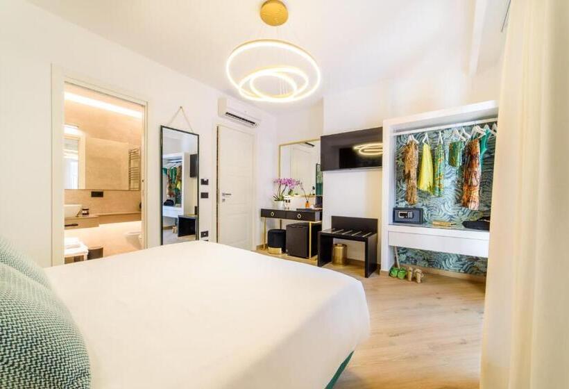 디럭스 룸, Estate4home Nicholhouse