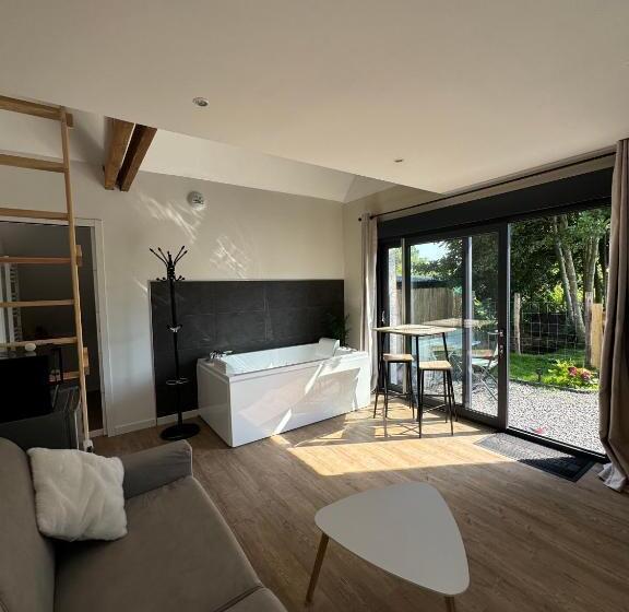 스탠다드 자쿠지 룸, L Escapade Du Marais