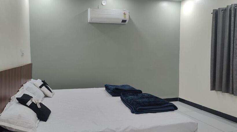 スタンダードルーム, Tara Guest House