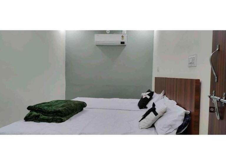 4ベッドルームクラシックタイプ, Tara Guest House