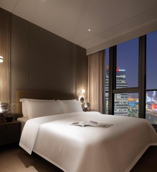 Студио Стандарт Вид на Сад, 曼笛国际酒店公寓广州珠江新城店