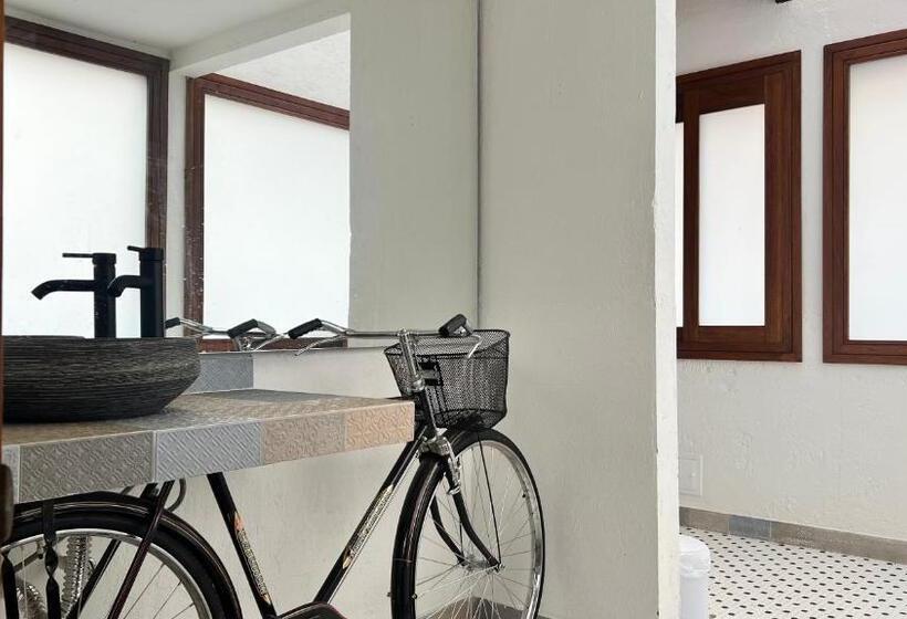 اتاق لوکس, Autenthico Sajonia Hotel Aeropuerto