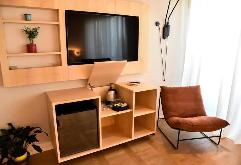 Sviitti Merinäkymä, Uefio   Luxury Suites