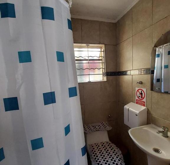 اتاق استاندارد, Hostal Salt And Pepper