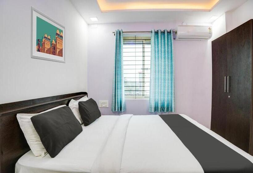 غرفة كلاسيكية ثلاثية, Oyo Gokula Inn