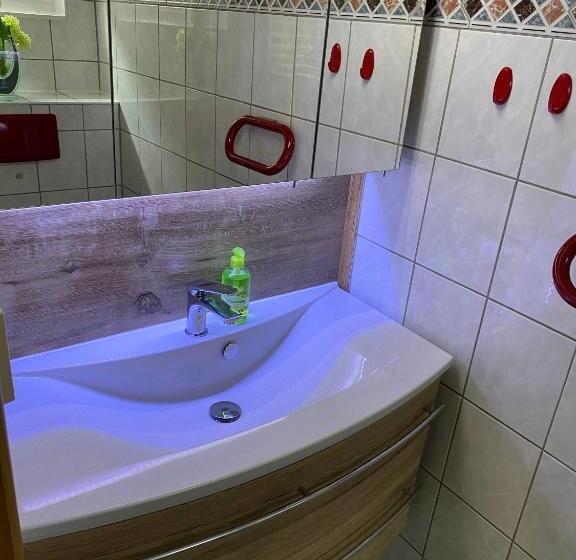 בית, 2 חדרי שינה, Urlaub Unterm Storchennest Im Ostseeland Rerik