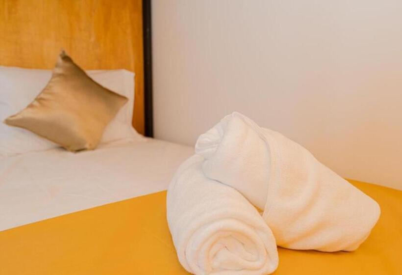 Кровать в Общей Комнате, Kamkan Hostel