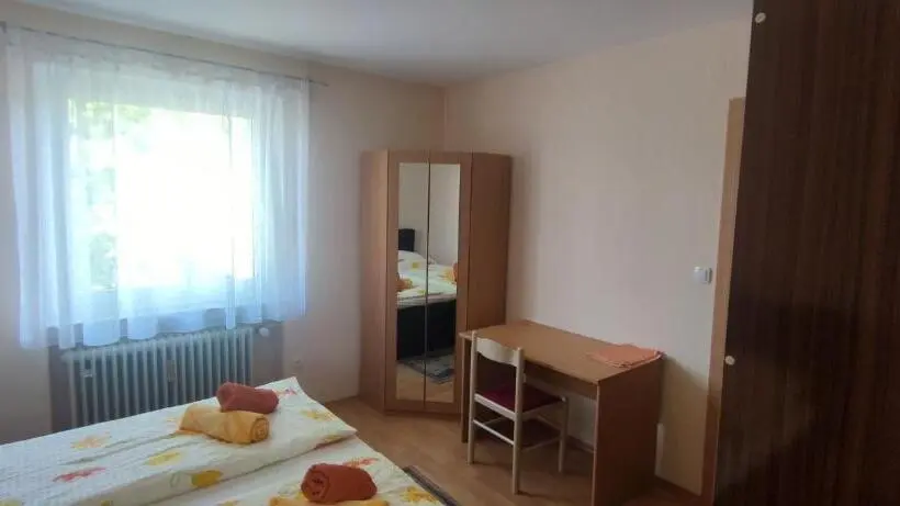 キングサイズベッドのスタンダードルーム, Alb Rooms, Zimmer Auf Der Schwäbischen Alb