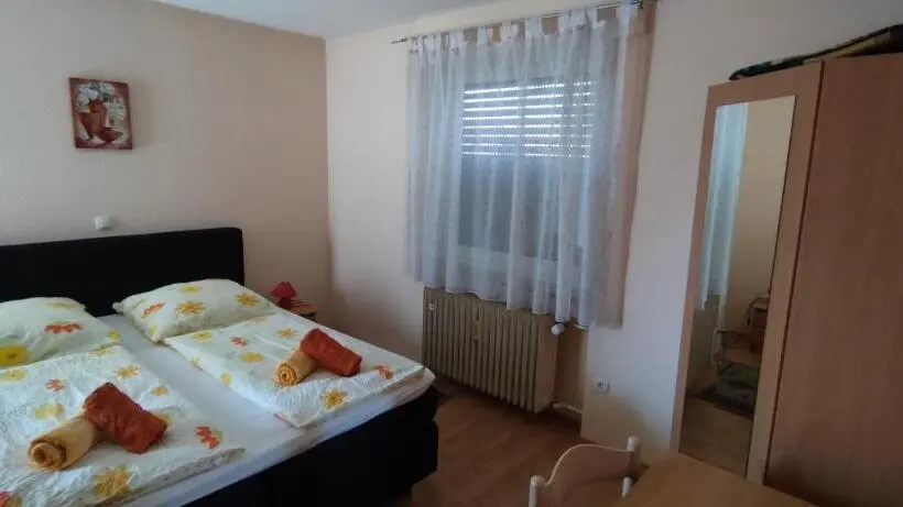 キングサイズベッドのスタンダードルーム, Alb Rooms, Zimmer Auf Der Schwäbischen Alb
