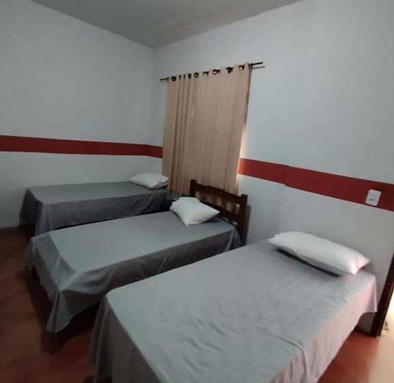 Economy Triple Room, Pousada Castelinho