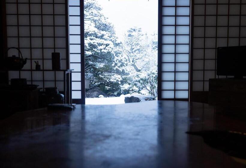 家庭间, 料理旅館 山里料理 いそべ