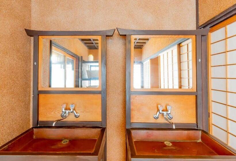 家庭间, 料理旅館 山里料理 いそべ