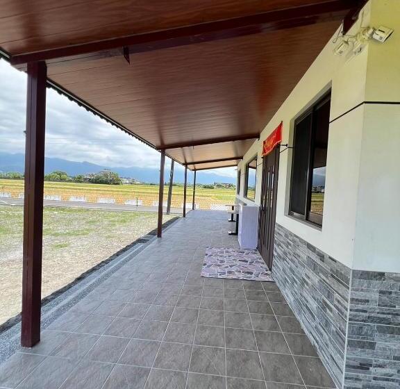 اتاق استاندارد چهار تخته, 58 Acres Of Land