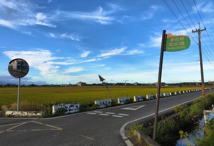 اتاق استاندارد چهار تخته, 58 Acres Of Land