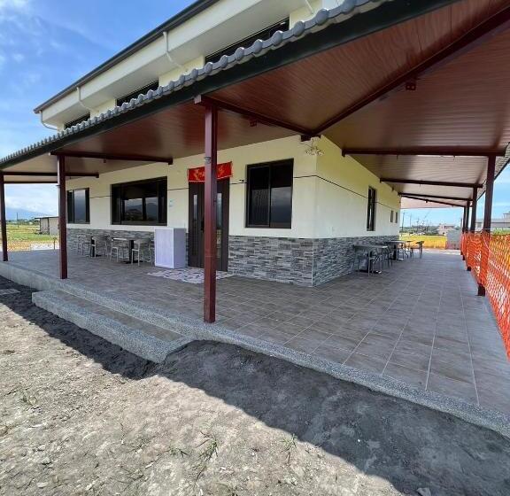 اتاق استاندارد چهار تخته, 58 Acres Of Land