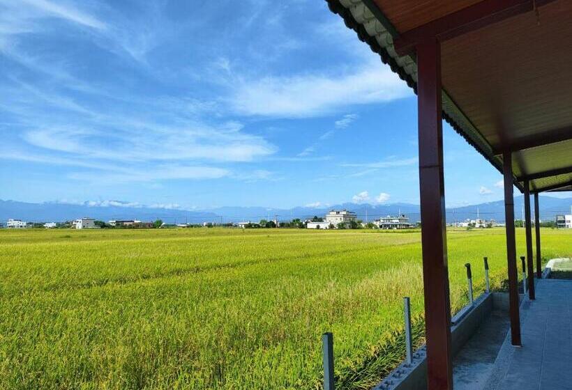 اتاق استاندارد چهار تخته, 58 Acres Of Land