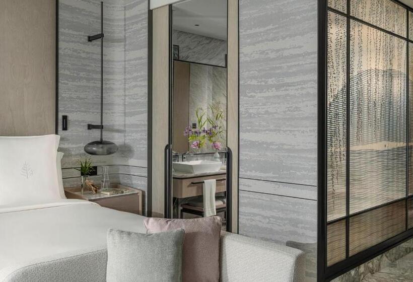 Номер Deluxe Кровать Кинг Вид на Город, Four Seasons Hotel Hangzhou At Hangzhou Centre