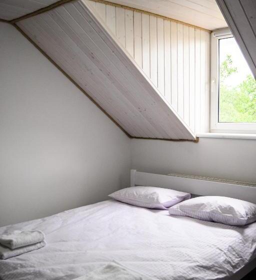 스탠다드 트리플 룸, готельно ресторанний комплекс традиція