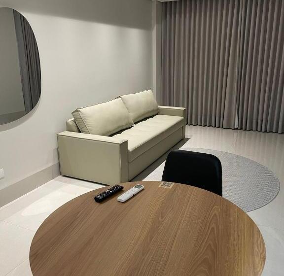 Семейное Студио, Riva Apart