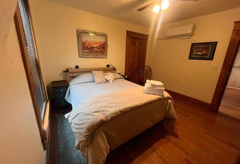 شقة غرفة واحدة ذات إطلالة, The Leanor