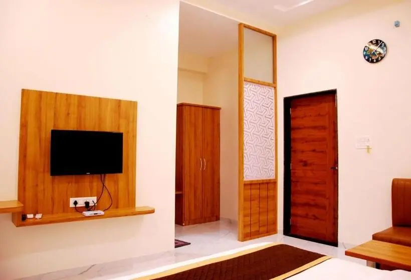 Quarto superior, Wing Orbit