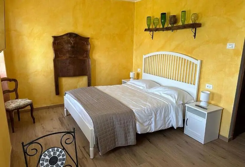 スタンダードルーム, Nel Caruggio   B&b