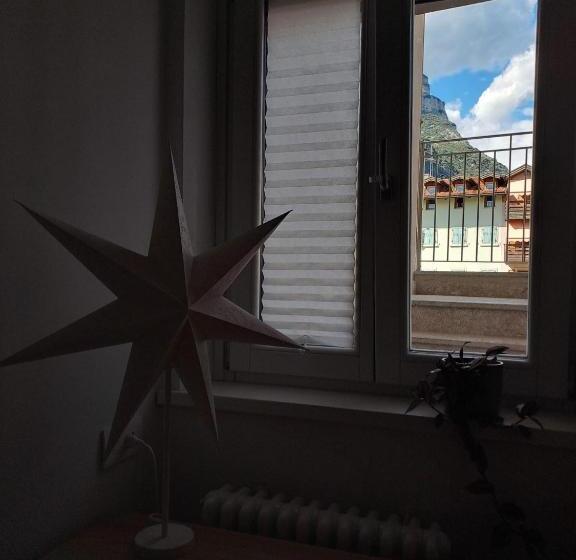 ベーシックルーム, Vicolo Isola