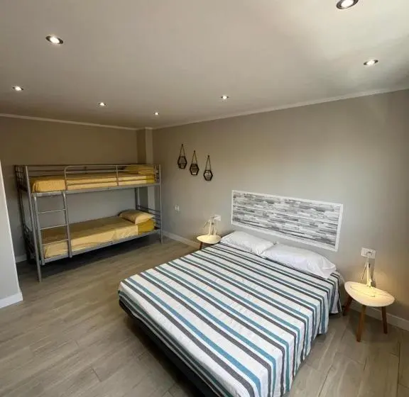 スタンダード４人部屋, B&b Paraiso Tenerife Super Suite
