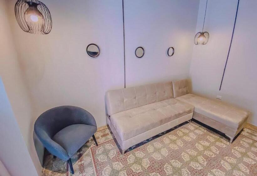 سوییت, Casa Sta Ines