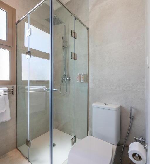 סוויטת ג'וניור, El Toro Tanger