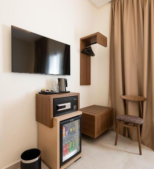 סוויטת ג'וניור עם מרפסת, El Toro Tanger