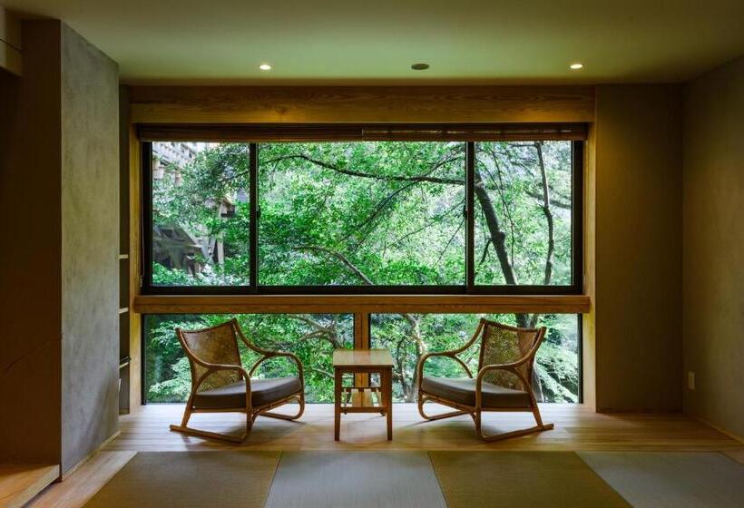 Standard room with outdoor bath, Koorogirou