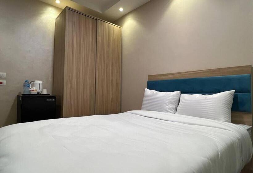 اتاق سوپریور, Pulse Pyramids