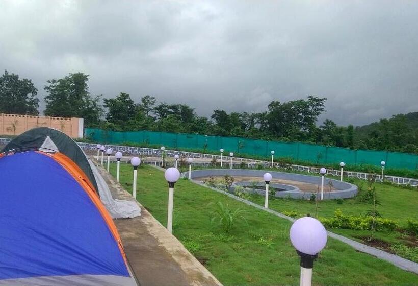 Standard Tent, The Malshej Mist