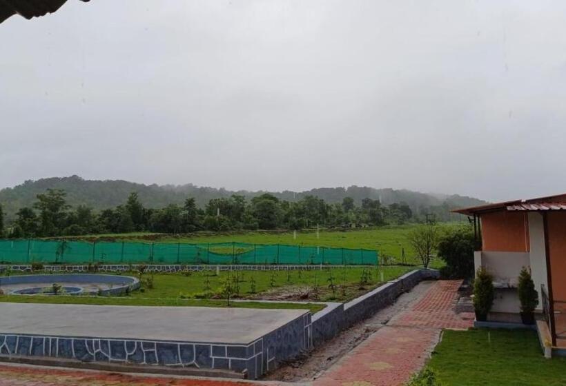 Standard Tent, The Malshej Mist