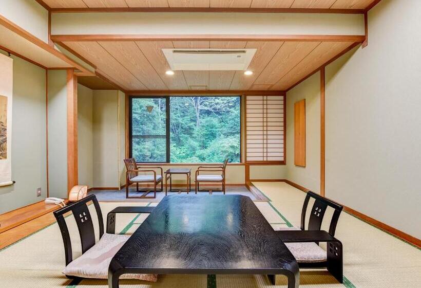 家庭间, 式部のやかた井筒屋