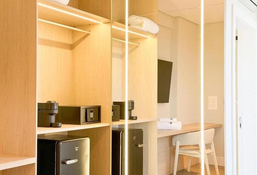 高级套房带海景, Blue Sea