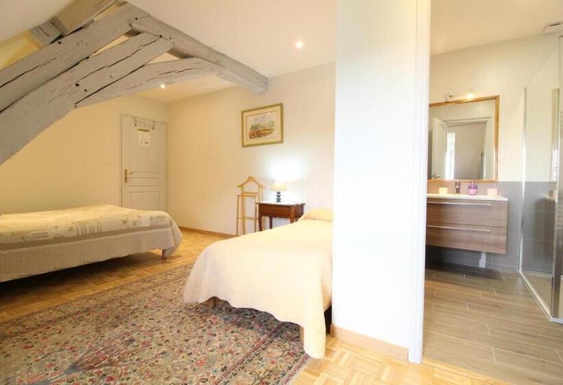 Номер Стандарт Трехместный, Les Gagères