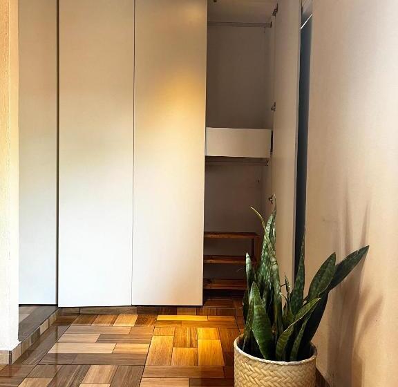 آپارتمان 1 خوابه با تراس, Moka House