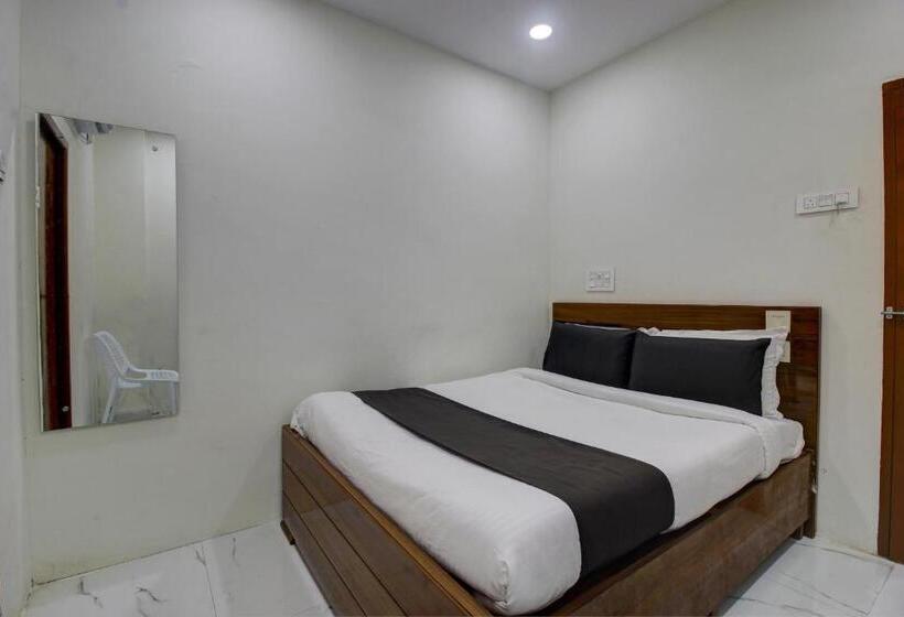 三人经典房间, Oyo Flagship Hotel Moon Light