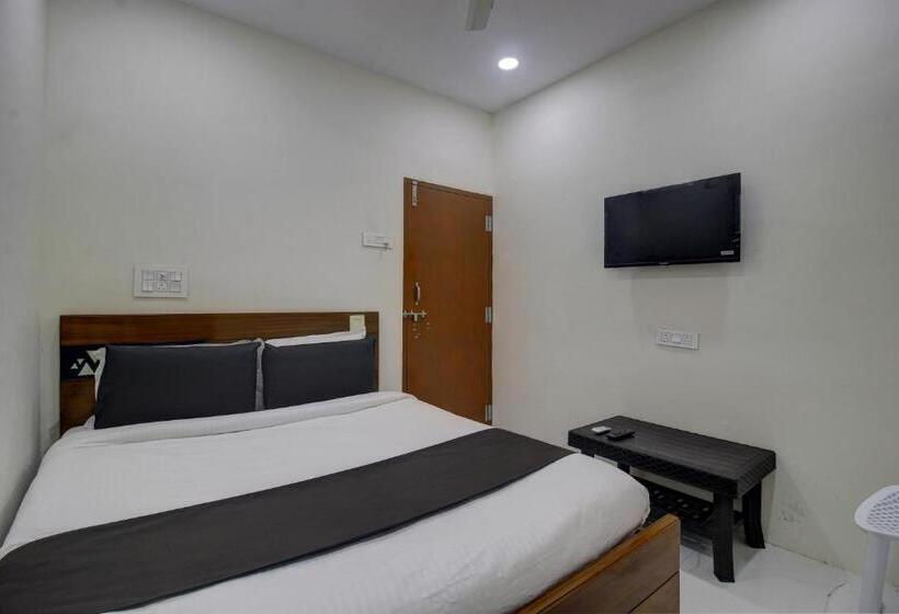 三人经典房间, Oyo Flagship Hotel Moon Light