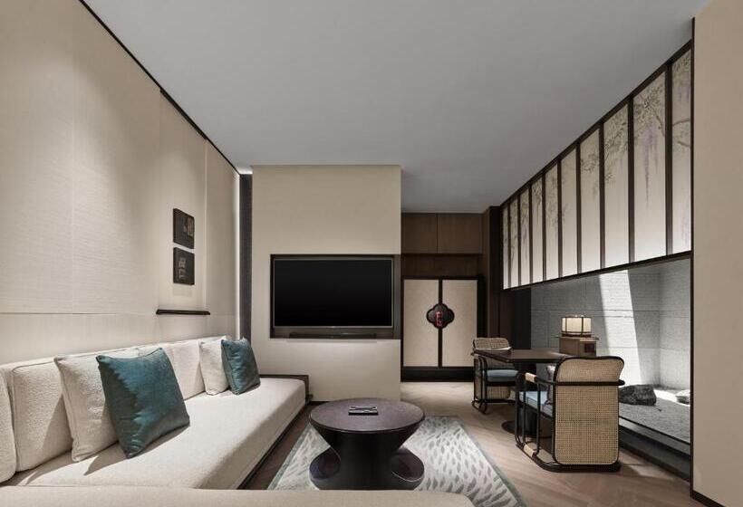 标准间带露台, Banyan Tree Yangcheng Lake