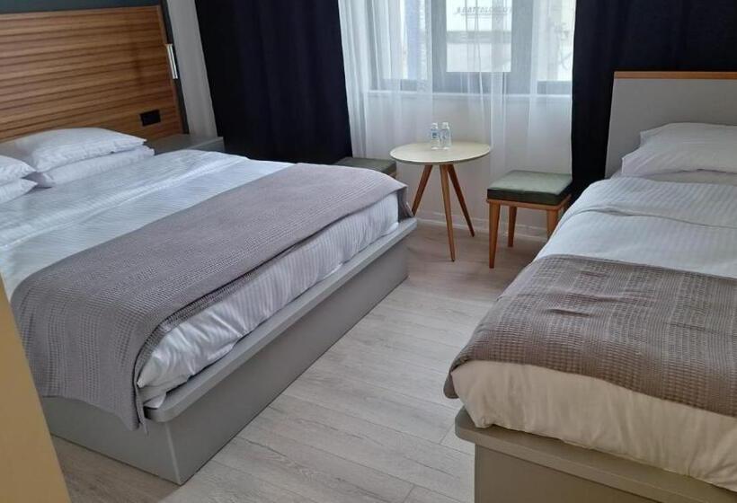 Номер Стандарт Трехместный, Road Otel İpsala