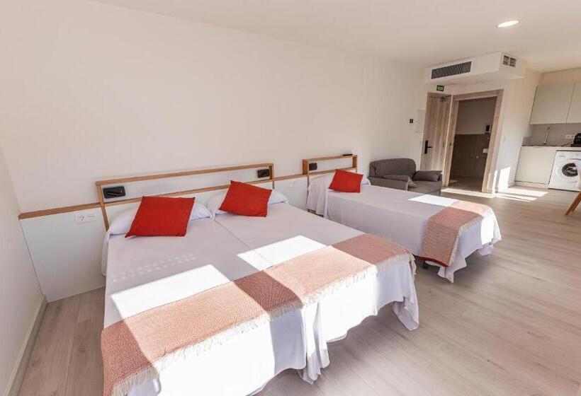 اتاق استاندارد سه نفره, Ola Apartamentos Finisterre