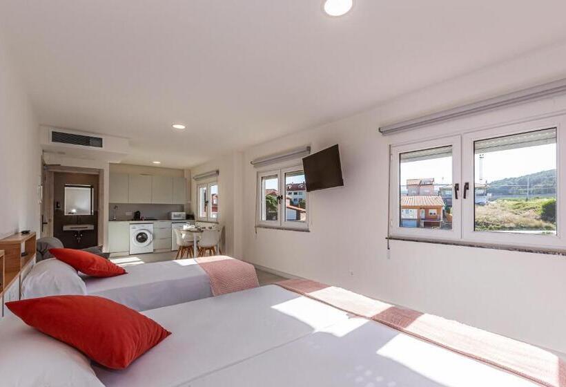 اتاق استاندارد سه نفره, Ola Apartamentos Finisterre