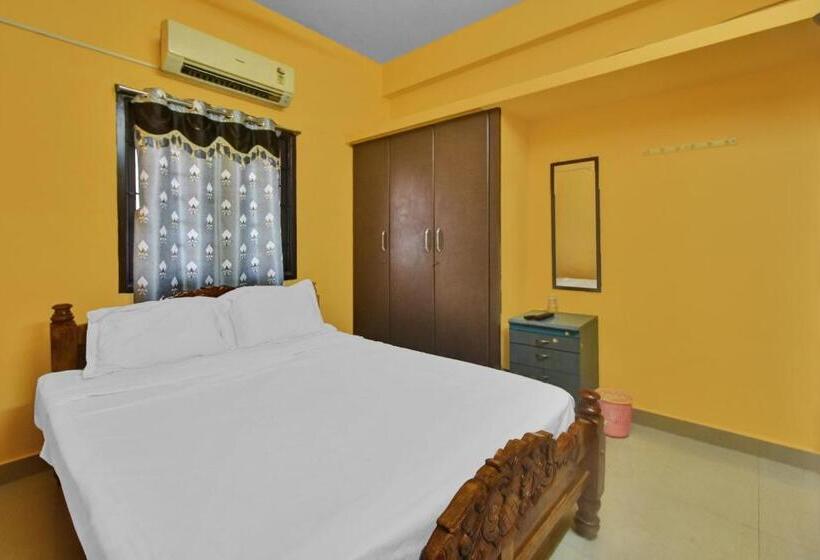 Quarto Triplo Clássico, Oyo Olympia Pleasant Stay