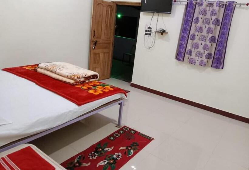 豪华房间, Shree Krishna Nature Stay