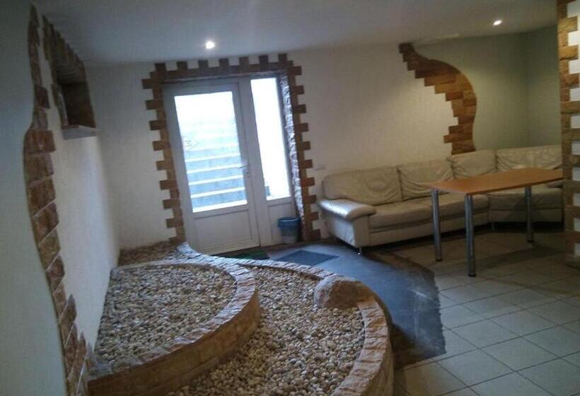 خانه 1 خوابه, Red Heart Holiday Home