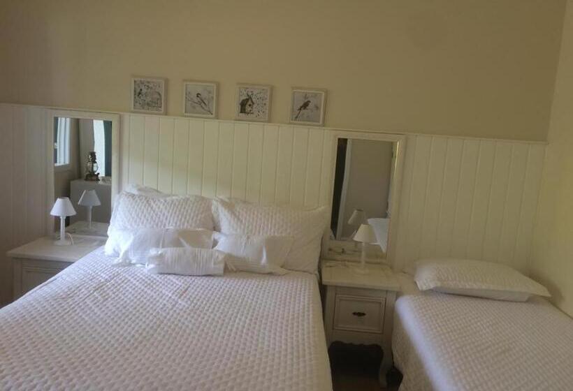 스탠다드 트리플 룸, Pousada Jardim Secreto