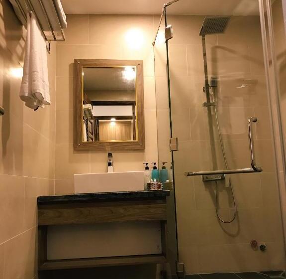 اتاق لوکس سه تخته, Bella Hotel Lounge Long Beach Phú Quốc